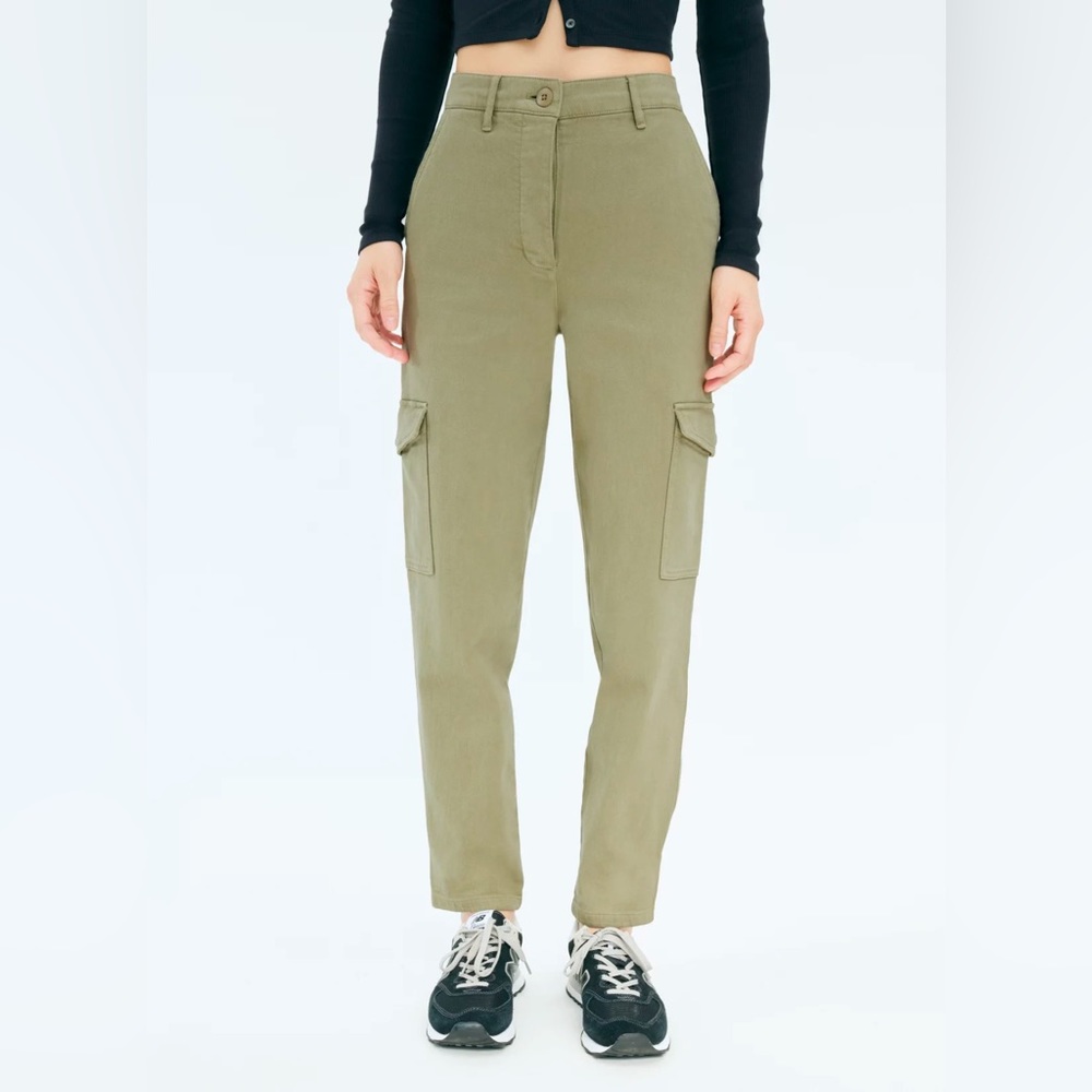 Aritzia Wilfred Modern Cargo Pant Light Green